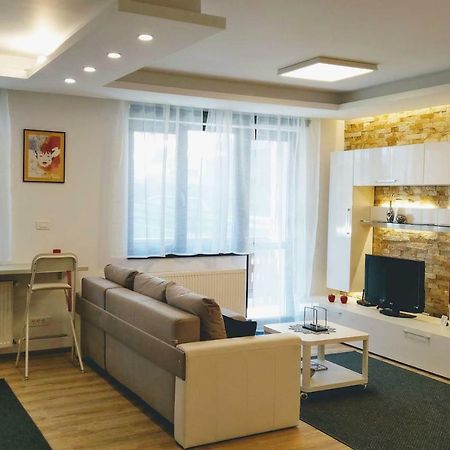 Studio 10 Buşteni Buitenkant foto