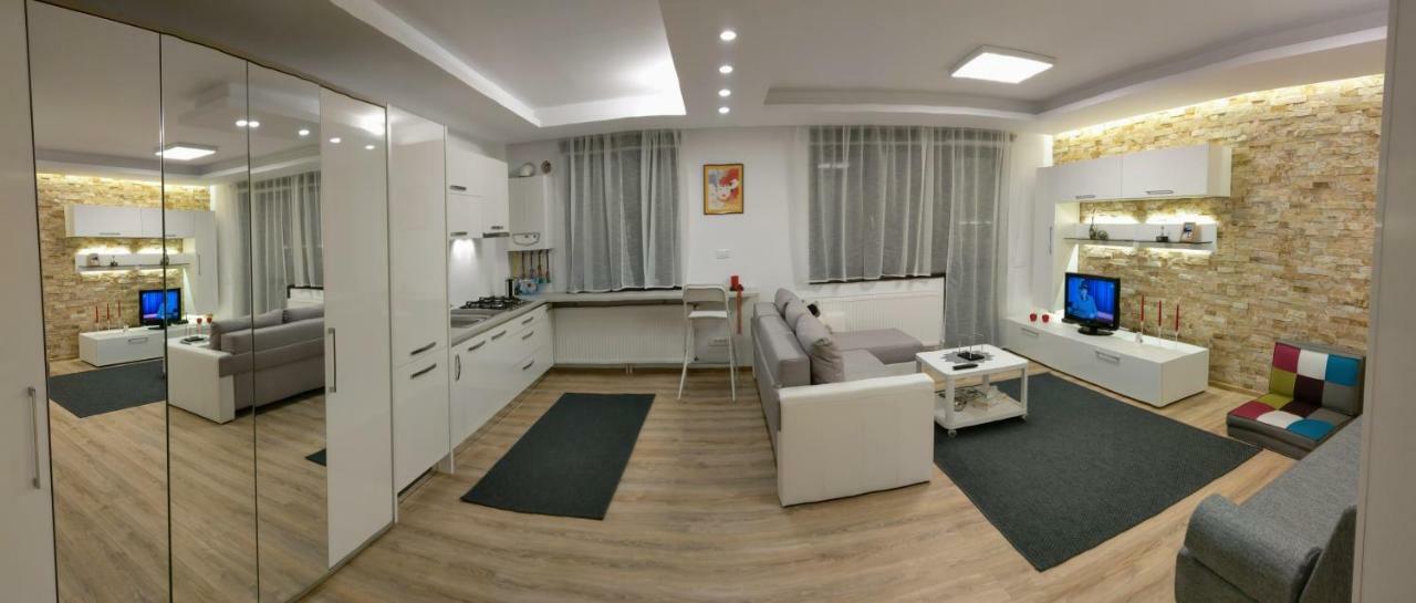 Studio 10 Buşteni Buitenkant foto