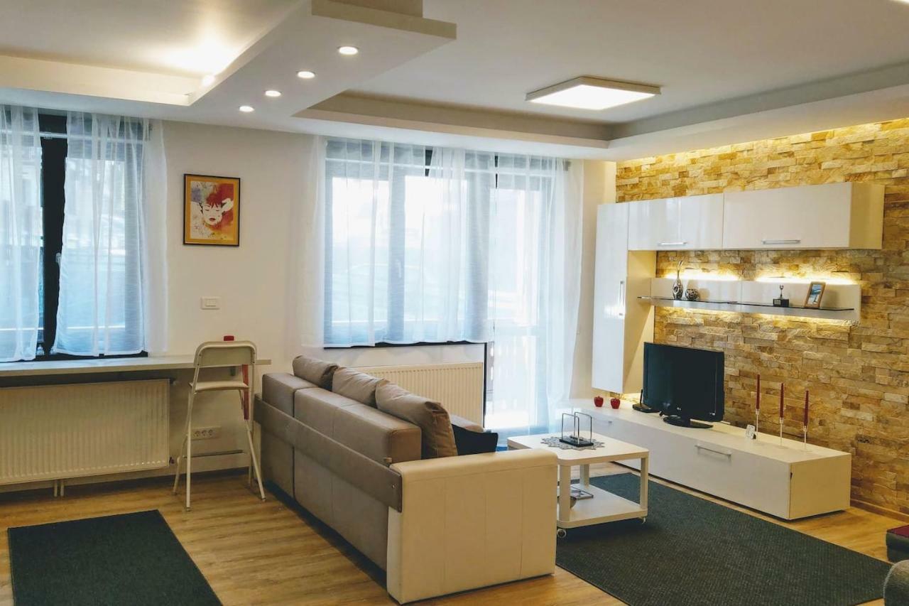 Studio 10 Buşteni Buitenkant foto